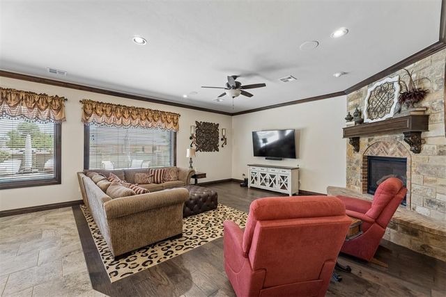 15708 Laguna Drive, Edmond, OK 73013