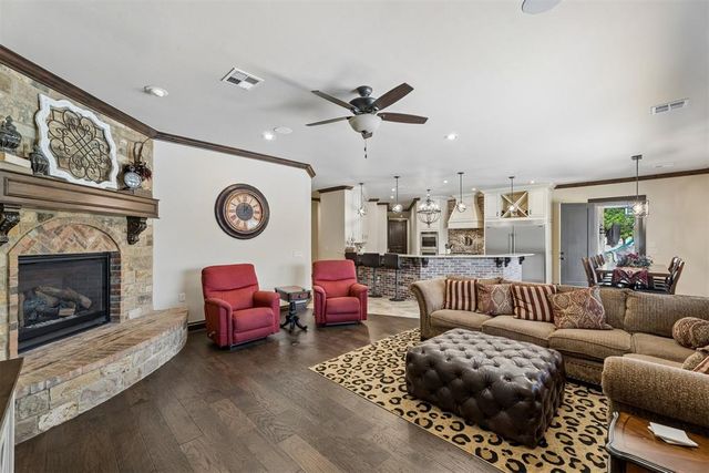 15708 Laguna Drive, Edmond, OK 73013