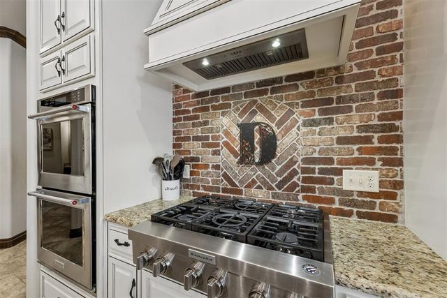 15708 Laguna Drive, Edmond, OK 73013