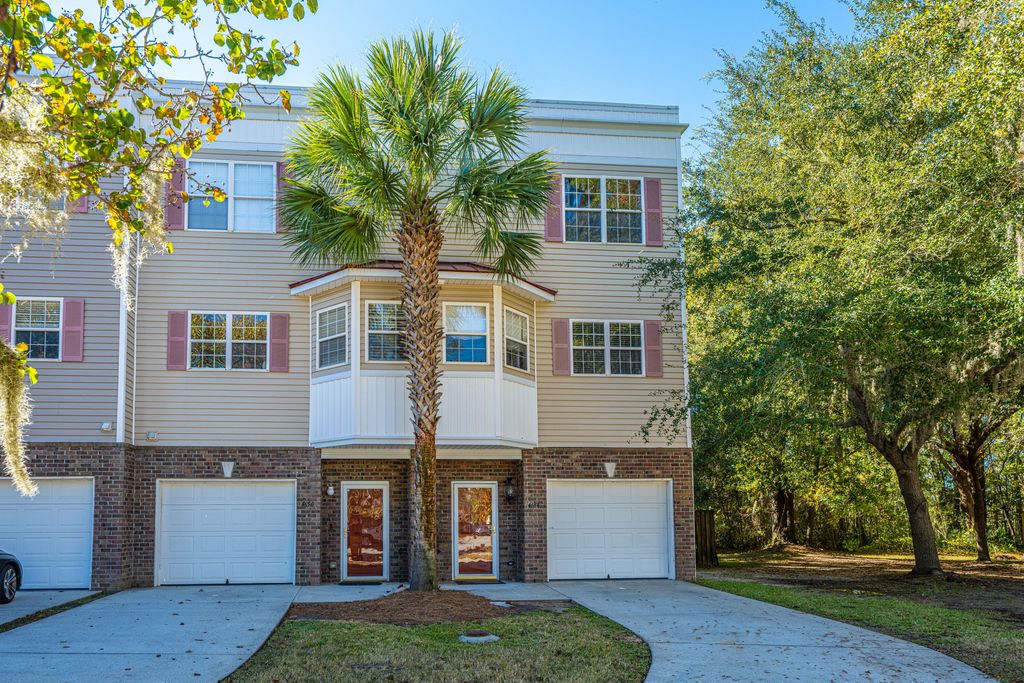4654 Palm View Circle Circle, North Charleston, SC 29418