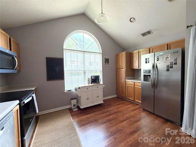10206 University Park Lane, Charlotte, NC 28213
