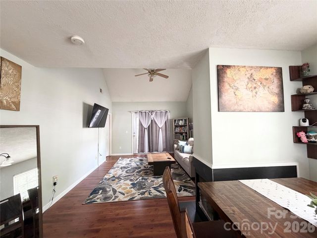 10206 University Park Lane, Charlotte, NC 28213