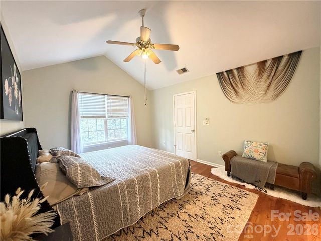 10206 University Park Lane, Charlotte, NC 28213