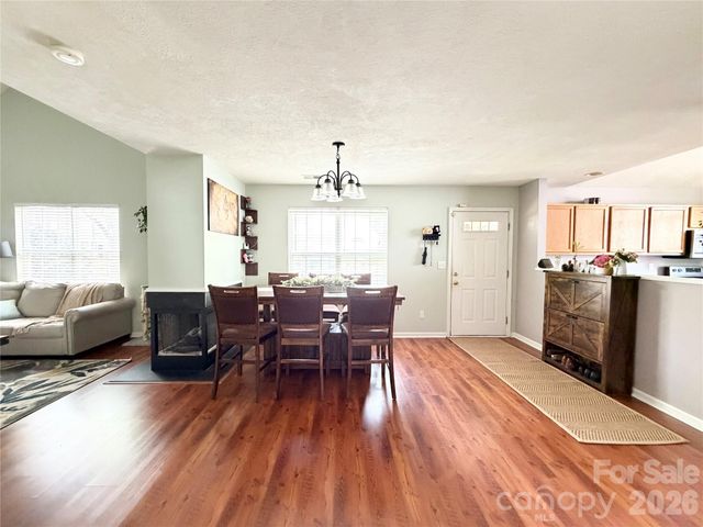 10206 University Park Lane, Charlotte, NC 28213