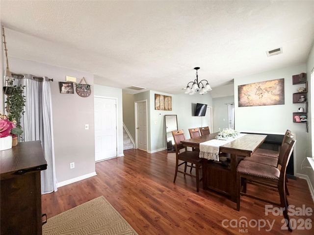 10206 University Park Lane, Charlotte, NC 28213