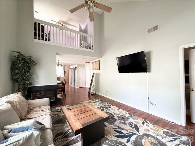 10206 University Park Lane, Charlotte, NC 28213