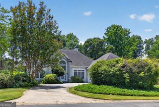 213 Hawick Lane, Mcdonough, GA 30253