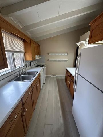 12508 E 46th Terrace S, Independence, MO 64055