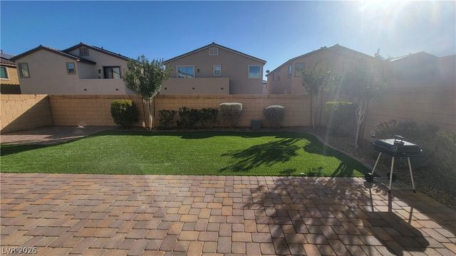 1121 Cliff Castle Avenue, North Las Vegas, NV 89081