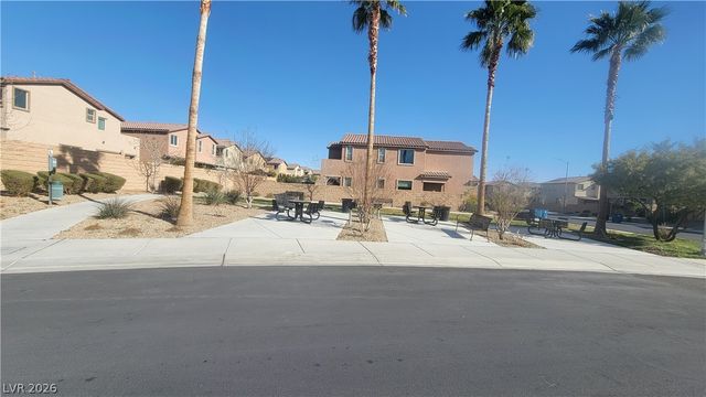 1121 Cliff Castle Avenue, North Las Vegas, NV 89081