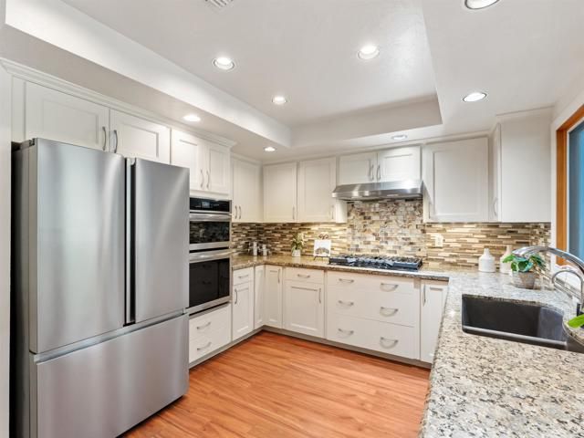 2646 Unicornio St, Carlsbad, CA 92009
