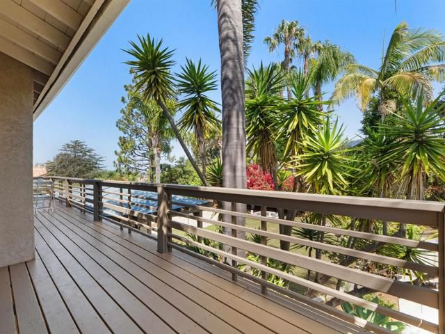 2646 Unicornio St, Carlsbad, CA 92009