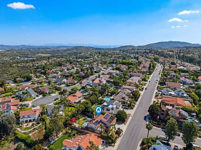 2646 Unicornio St, Carlsbad, CA 92009
