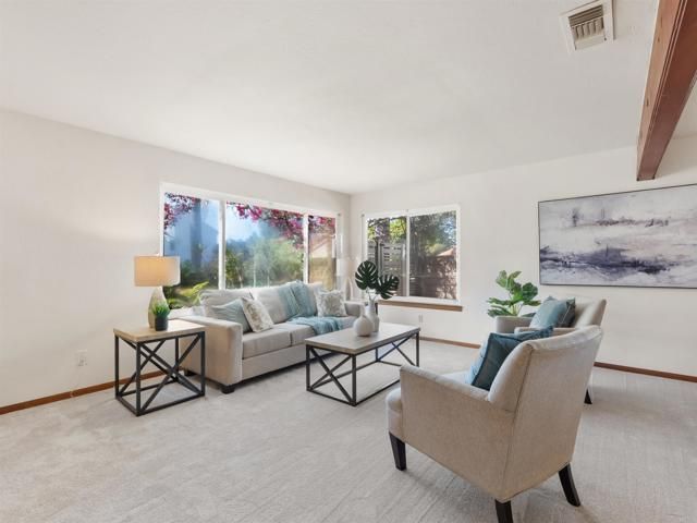 2646 Unicornio St, Carlsbad, CA 92009