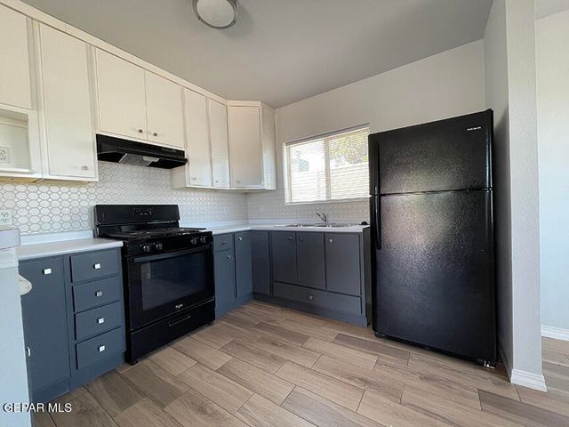 9467 Landry McKee Lane B, El Paso, TX 79907