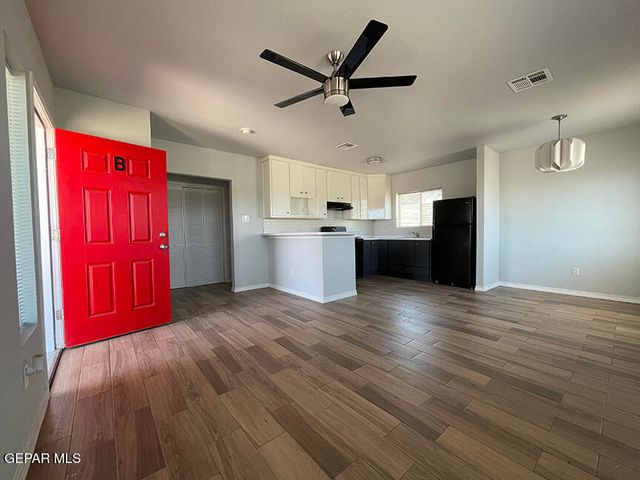 9467 Landry McKee Lane B, El Paso, TX 79907