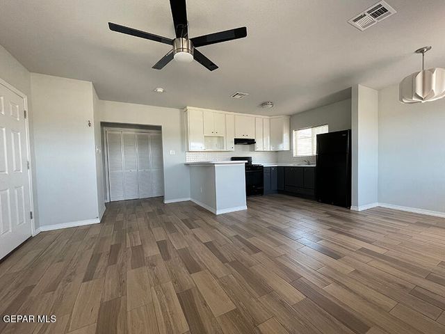 9467 Landry McKee Lane B, El Paso, TX 79907