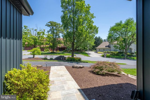 1488 SHELBURNE CT, Allentown, PA 18104