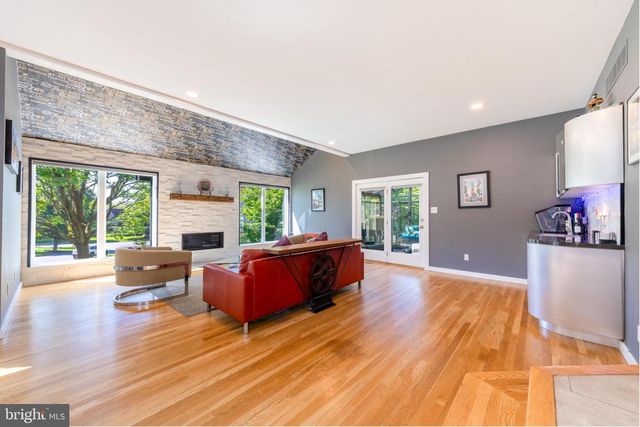 1488 SHELBURNE CT, Allentown, PA 18104