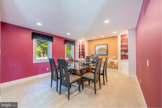 1488 SHELBURNE CT, Allentown, PA 18104