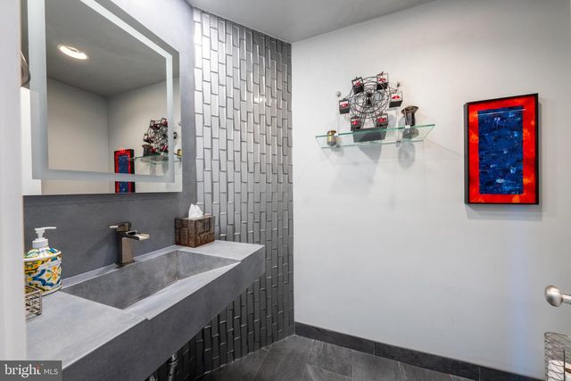 1488 SHELBURNE CT, Allentown, PA 18104