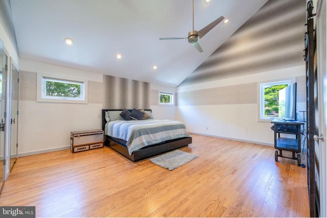 1488 SHELBURNE CT, Allentown, PA 18104