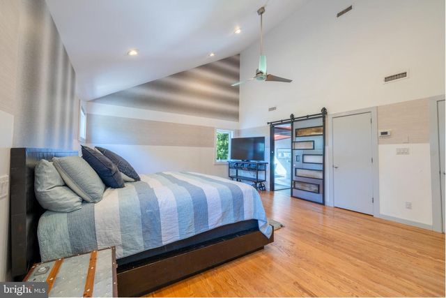 1488 SHELBURNE CT, Allentown, PA 18104