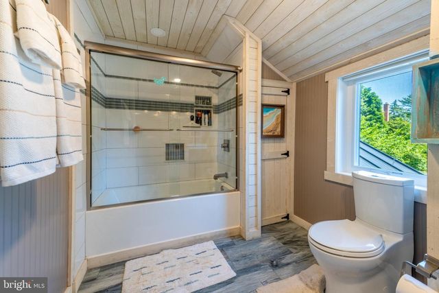 1488 SHELBURNE CT, Allentown, PA 18104