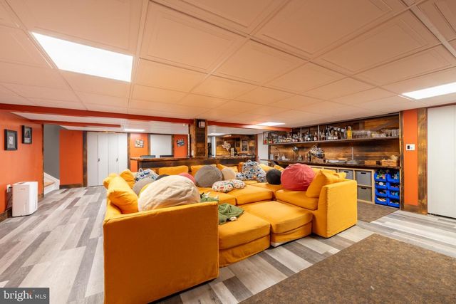 1488 SHELBURNE CT, Allentown, PA 18104