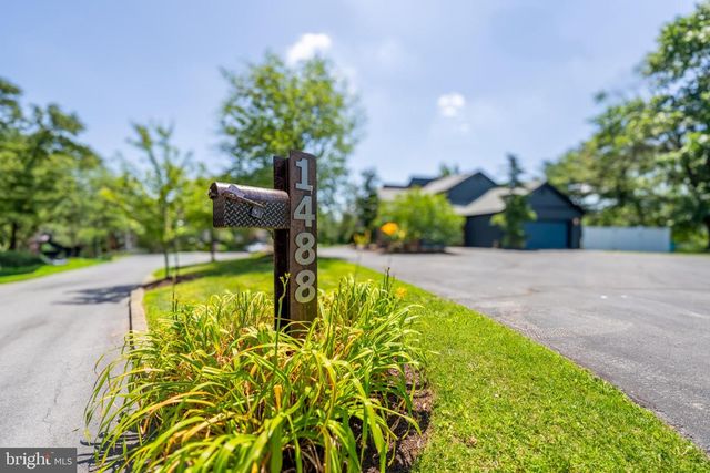 1488 SHELBURNE CT, Allentown, PA 18104