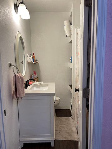 1649 N Columbia Place, Tulsa, OK 74110