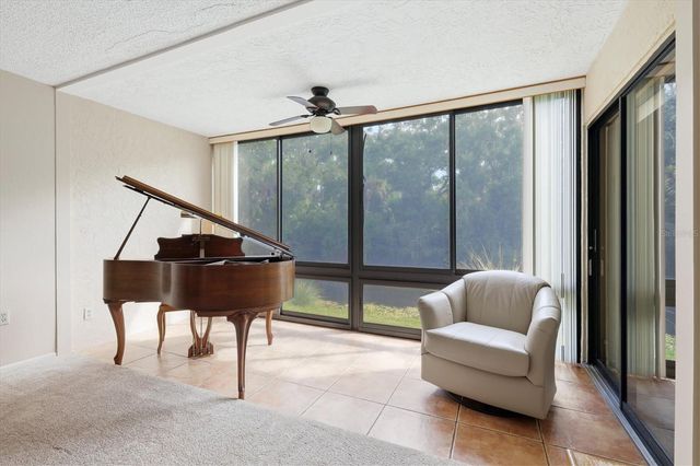 3365 CROSS CREEK DR 3365, Sarasota, FL 34231