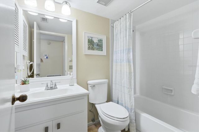 3365 CROSS CREEK DR 3365, Sarasota, FL 34231