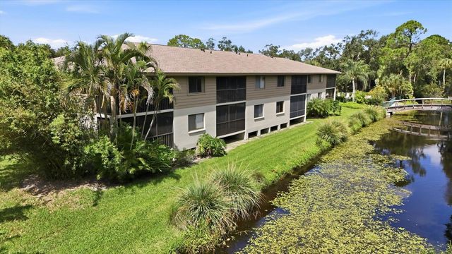 3365 CROSS CREEK DR 3365, Sarasota, FL 34231
