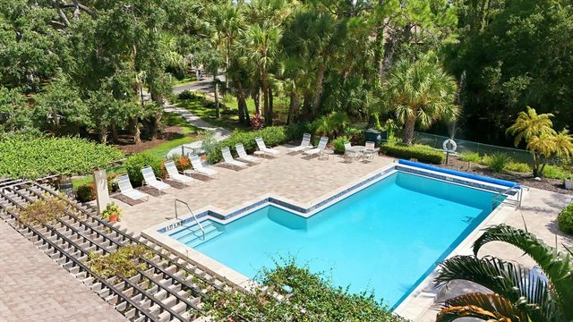3365 CROSS CREEK DR 3365, Sarasota, FL 34231
