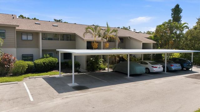 3365 CROSS CREEK DR 3365, Sarasota, FL 34231