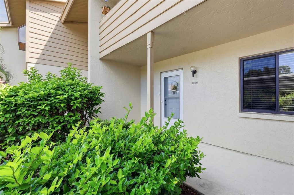 3365 CROSS CREEK DR 3365, Sarasota, FL 34231