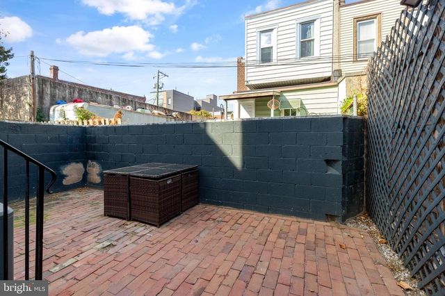 2652 LIVINGSTON ST, Philadelphia, PA 19125