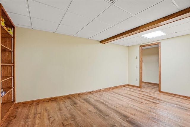 26 Long Hill Dr, Leominster, MA 01453