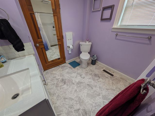 800 S Warner Street, Bay City, MI 48706