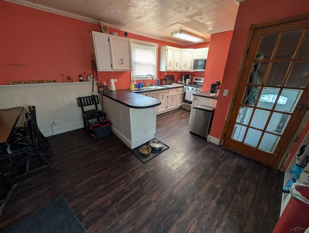 800 S Warner Street, Bay City, MI 48706