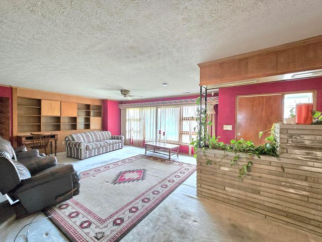 222 Juniper Avenue, Westerville, OH 43081