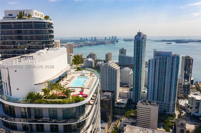 45 SW 9th St 2306, Miami, FL 33130
