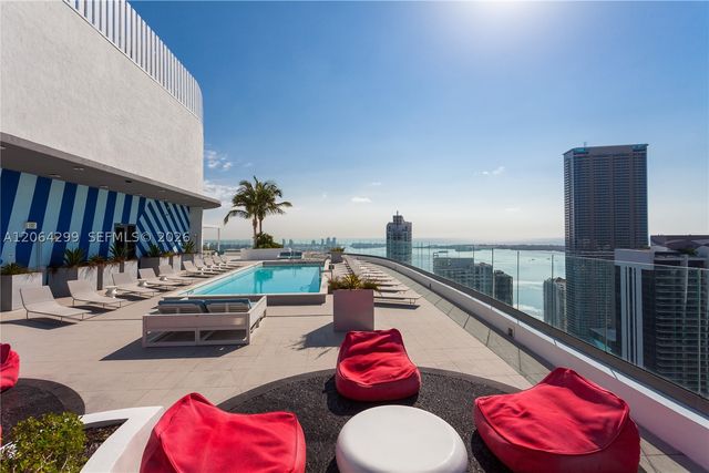 45 SW 9th St 2306, Miami, FL 33130