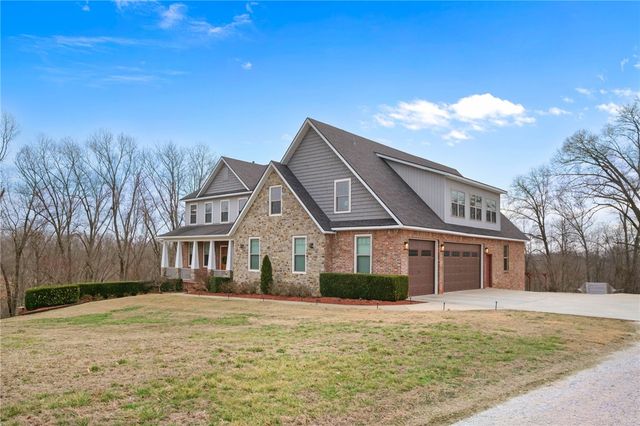 11010 Meadow Lark Road, Rogers, AR 72756