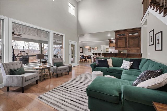 11010 Meadow Lark Road, Rogers, AR 72756