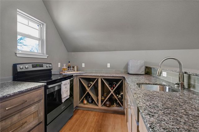 11010 Meadow Lark Road, Rogers, AR 72756