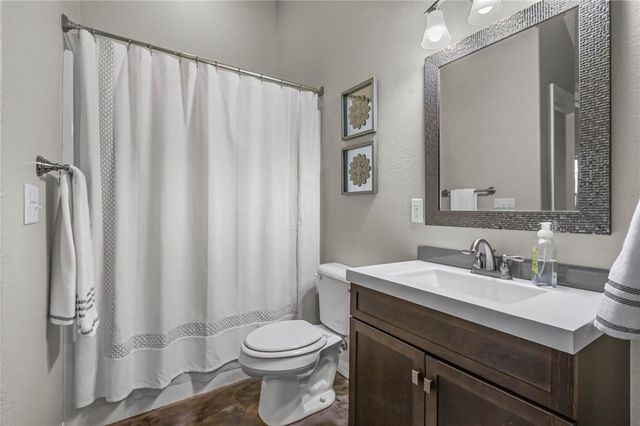 11010 Meadow Lark Road, Rogers, AR 72756