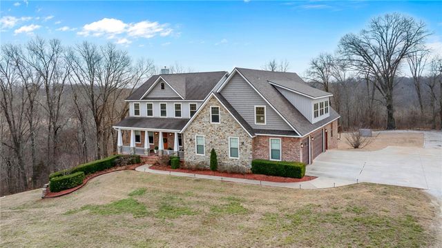 11010 Meadow Lark Road, Rogers, AR 72756
