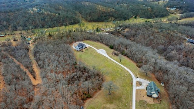 11010 Meadow Lark Road, Rogers, AR 72756